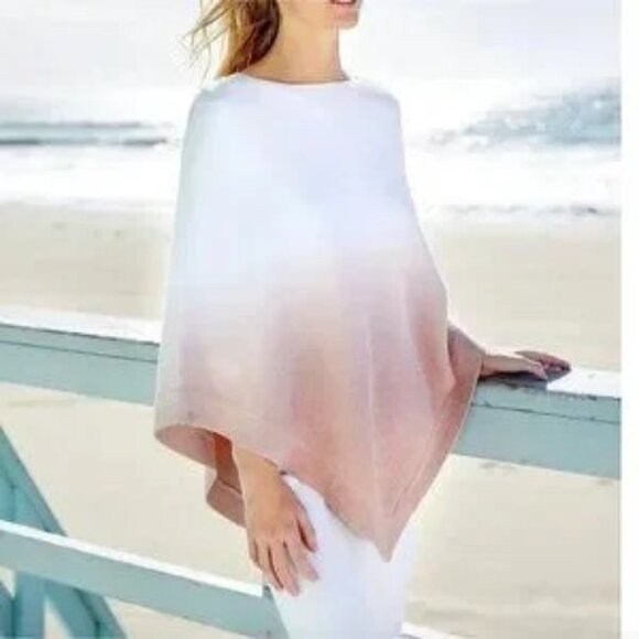 Barefoot Dreams CozyChic Ultra Lite Ocean Breeze Poncho Ombre Rose Mist One Size - Picture 1 of 8